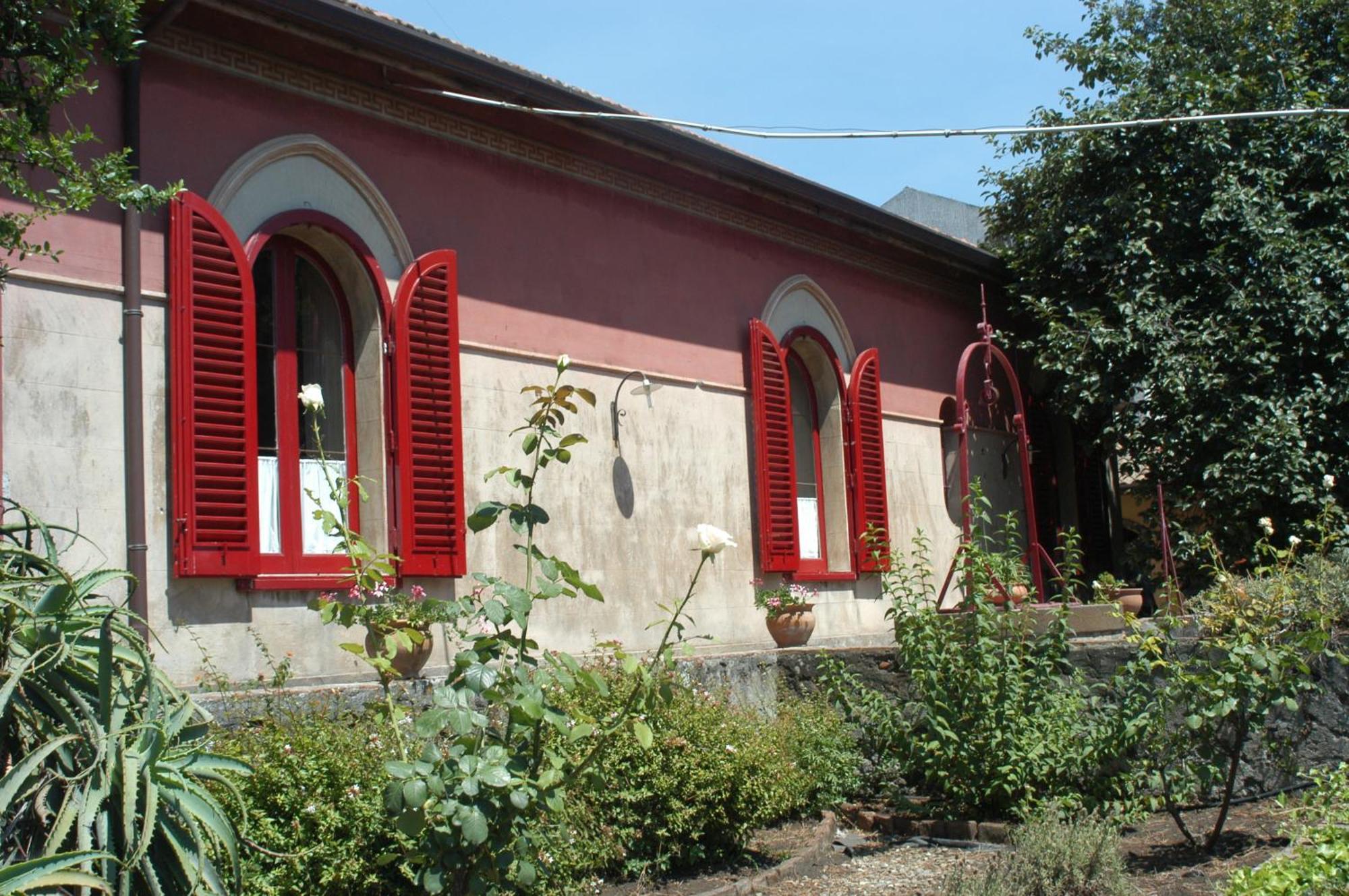 B&B Sotto I Pini Zafferana Etnea Dış mekan fotoğraf
